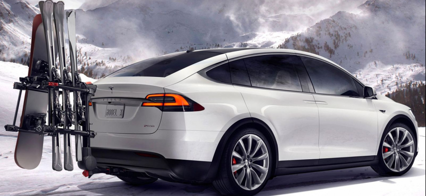 Tesla Model X má európske ceny, lacná nie je