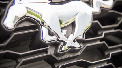 Najpredávanejšie športové coupe je opäť Ford Mustang.