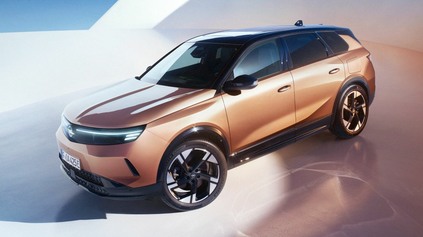 NOVÝ OPEL GRANDLAND OFICIÁLNE. O 17 CM DLHŠÍ A V ELEKTRICKEJ VERZII DOJAZD AŽ 700 KILOMETROV