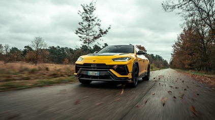 VEĽKÁ ZVOLÁVACIA AKCIA LAMBORGHINI. ŠPORTOVÉMU SUV MÔŽE PRI VYSOKEJ RÝCHLOSTI VYLETIEŤ KAPOTA!