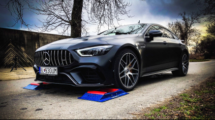 MERCEDES AMG GT63S 4DOOR 4X4 TEST