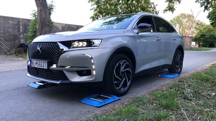 DS7 CROSSBACK E-TENSE 4X4 TEST