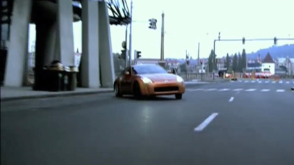 Spomienka na video, v ktorom sa Nissan 350Z rúti v centre Prahy 200 kmh