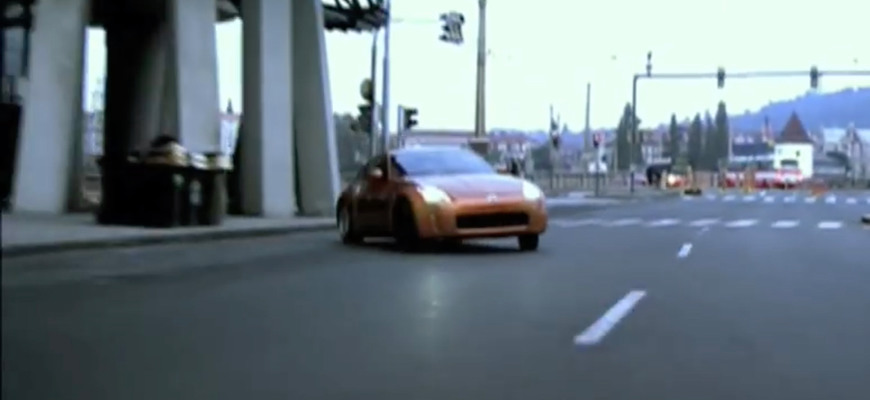 Spomienka na video, v ktorom sa Nissan 350Z rúti v centre Prahy 200 kmh