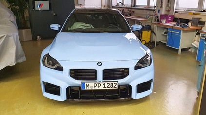 PREMIÉRA NOVÉHO BMW M2 JE ZA ROHOM. INTERNETOM VŠAK UŽ KOLUJÚ JEHO FOTKY A NOVÉ INFORMÁCIE