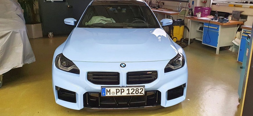 Premiéra nového BMW M2 je za rohom. Internetom však už kolujú jeho fotky a nové informácie