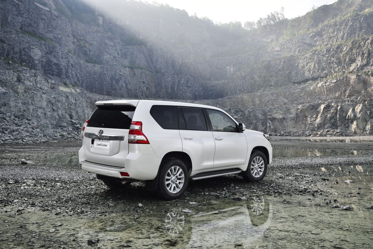 Toyota Land Cruiser 2014