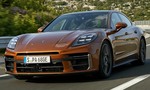 Nové Porsche Panamera: máme pre vás prvú oficiálnu fotku tesne pred svetovou premiérou