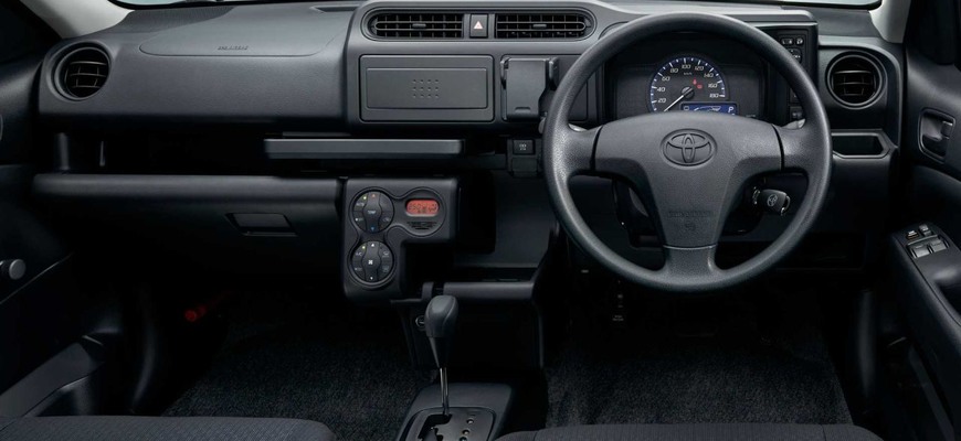 Aj Toyota má vlastnú Daciu. Probox predáva od 11 500 eur, v základe nemá ani rádio