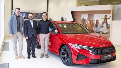 ŠKODA OCTAVIA 4 MÁ MILIÓNTEHO ZÁKAZNÍKA