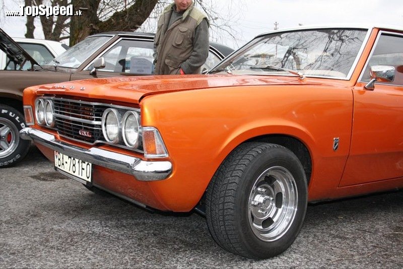 Oranžova Cortina získala v súťaži o najkrajší Ford I. miesto