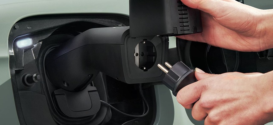 Modernizovaná Škoda Elroq a Enyaq. Konečne s výbavou, ktorú ešte nemá ani VW ID.3