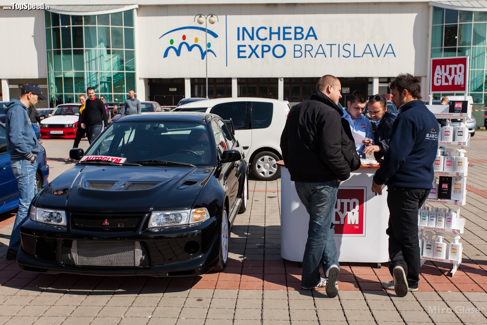 Mitsubishi EVO 6 RS v originálnom stave s 25 000 km potešilo oko i srdce každého milovníka motoršportu.