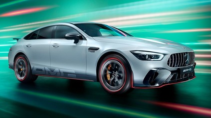 Len za paket F1 Edition pre Mercedes-AMG GT 63 S E Performance môžete mať dve Dacie Sandero