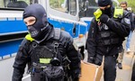Rázne zakročili voči aktivistom blokujúcim autá. Našijú na nich paragraf o zločineckej skupine!?