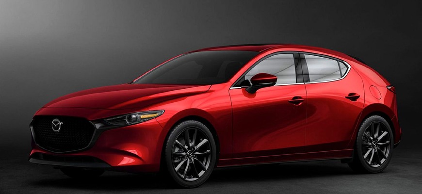 Mazda 3 turbo je pravdepodobne na ceste. Odhalia ju 8. júla