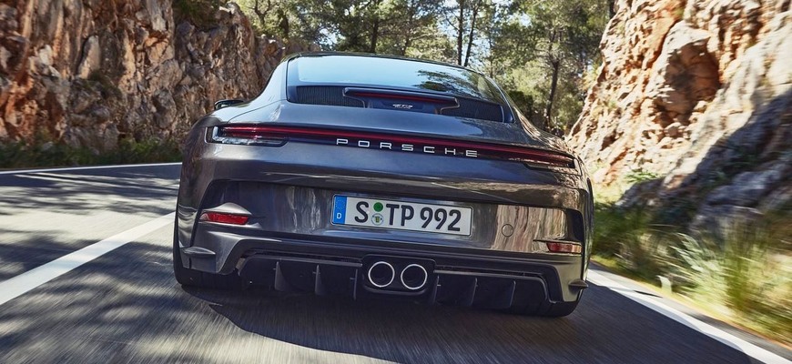 Porsche 911 GT3 Touring dostalo v Kalifornii STOP-ku. Na cesty nesmie kvôli manuálnej prevodovke