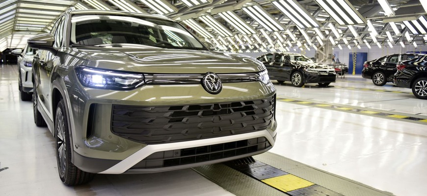Kríza Volkswagenu sa prehlbuje: zisk padol o tretinu, ohrozených 140 tisíc miest