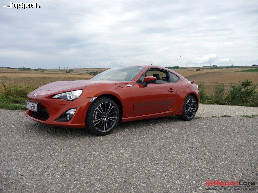 Toyota GT 86 je pekný kus auta. Nie síce ako koncept ale je...