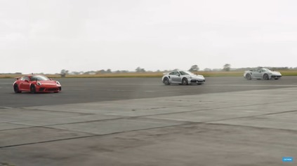 Drag race Porsche 911 GT3 proti Turbo S