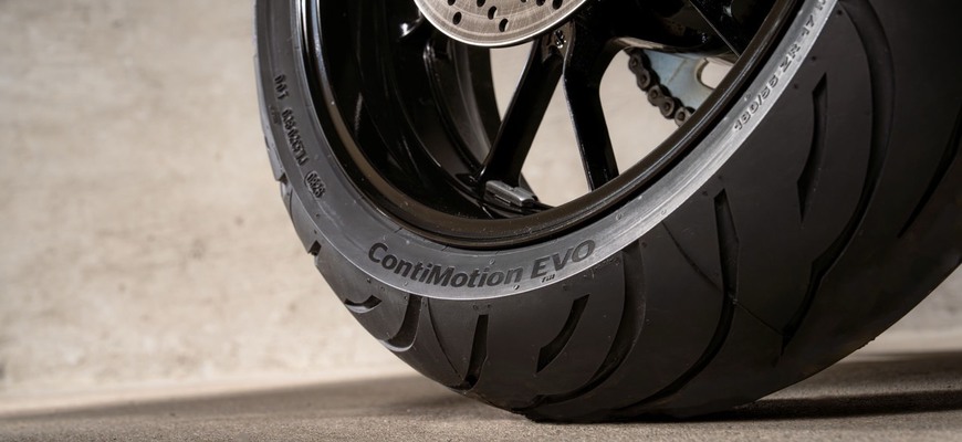 Continental ContiMotion EVO má vydržať veľa kilometrov a podržať aj za dažďa