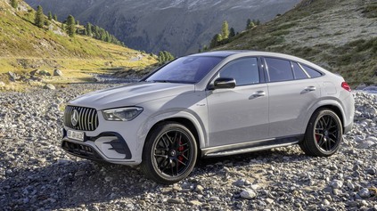 NOVÝ MERCEDES-AMG GLE 53 4MATIC+: Z MILD-HYBRIDU PLUG-IN HYBRID, ZO 435 AŽ NA 544 KONÍ