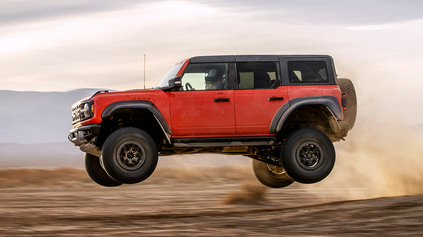 Ford Bronco Raptor má extrémny podvozok, biturbo šesťvalec a vyše 400 koní