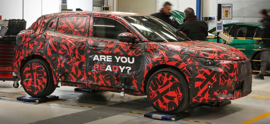 Alfa Romeo Milano je tesne pred dokončením. Taliani potvrdili pohon 4x4 i termín premiéry