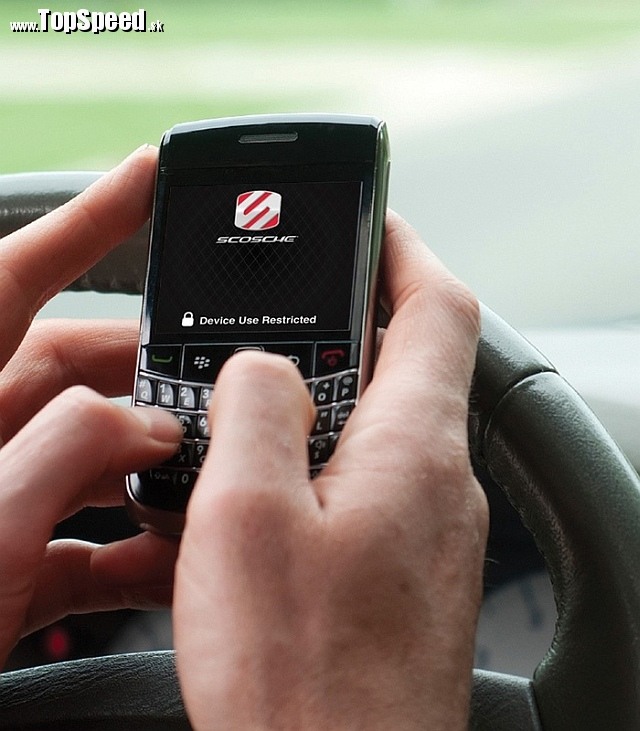 Kým vodič nepoužije handsfree, mobilný signál v aute ostane blokovaný
