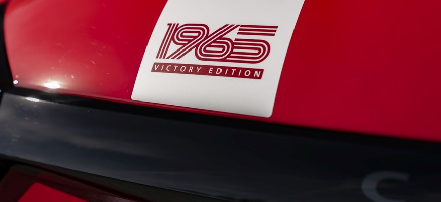 Nová 1965 Victory Edition pripomína víťazstvo v slávnej Rallye Monte Carlo