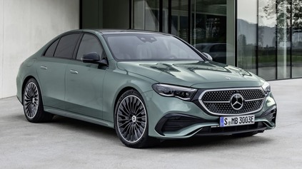 Toto je nový Mercedes triedy E. Posledný stuttgartský model so spaľovacími motormi