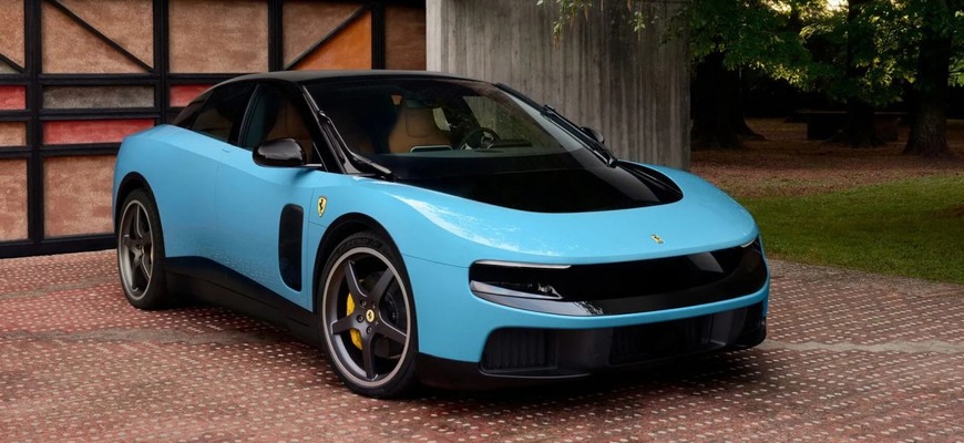 Prvé elektrické Ferrari Luce oficiálne. Výkonu má na rozdávanie, ale kam zmizlo Ferrari?