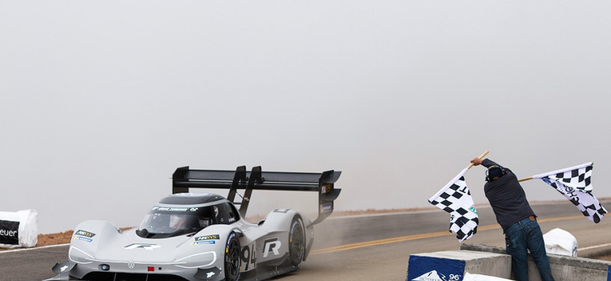 Volkswagen pokoril Pikes Peak 2018 novým rekordom