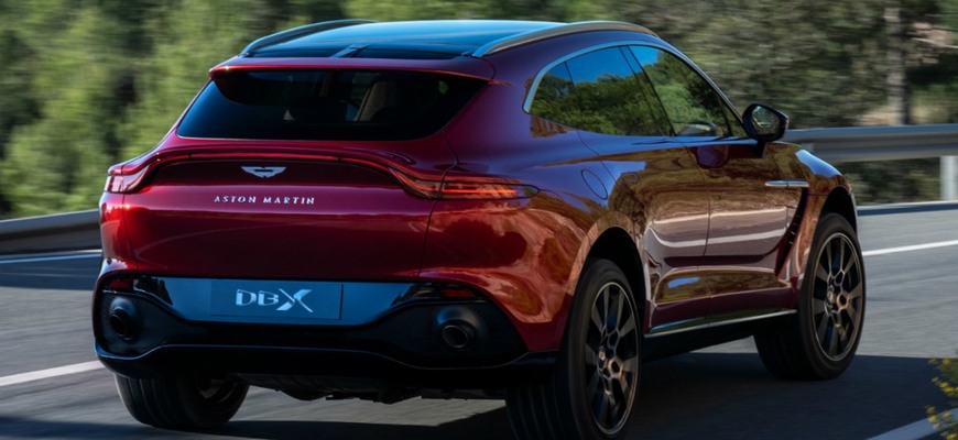 Aston Martin DBX príde vo viacerých verziách, tvrdí Stroll