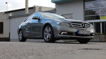 TEST JAZDENKY MERCEDES-BENZ E KUPÉ/KABRIO C207/A207 (2009 - 2013) PREDFL