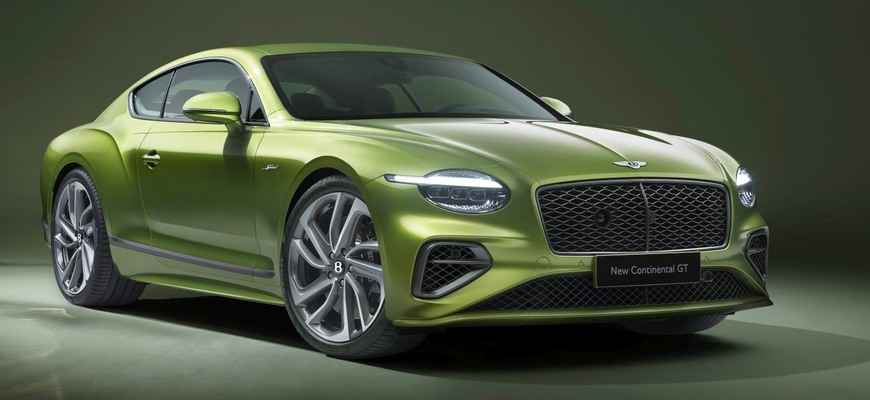 Nové Bentley Continental GT vymenilo W12 za plug-in hybrid s V8. Speed má až 782 koní
