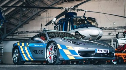 ČESKÁ POLÍCIA BUDE MAŤ FERRARI 458 ITALIA