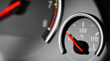 NECHÁVATE ZAHRIAŤ MOTOR NA VOĽNOBEHU DLHO? NIČÍTE HO