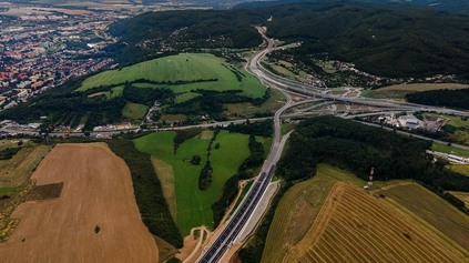 OTVORILI SEVERNÝ OBCHVAT PREŠOVA. NOVÝ ÚSEK R4 UŠETRÍ MOTORISTOM CENNÝ ČAS