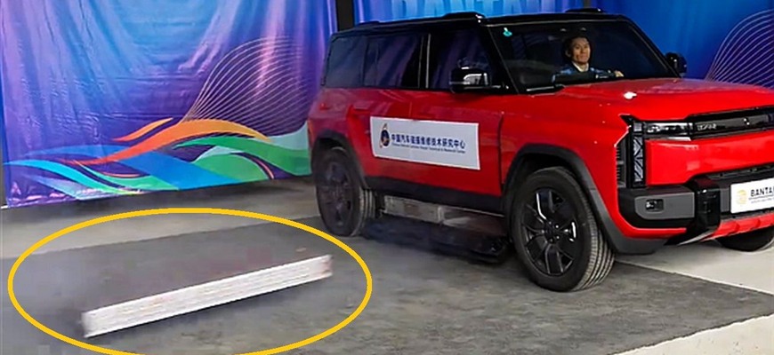 Hrozí požiar elektromobilu? Čínski vedci prichádzajú s absurdne nebezpečnou groteskou!