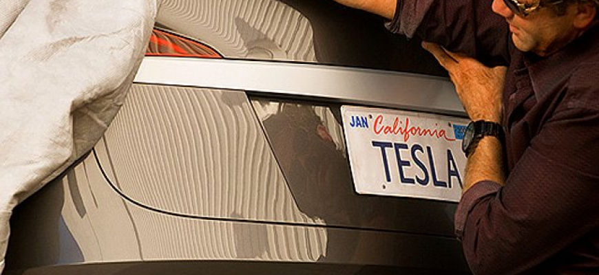 Prvé foto Tesla Model S