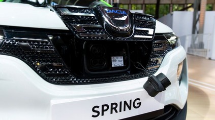 Dacia Spring Electric rozhnevala francúzske odbory. Je neekologická, kričia nahlas