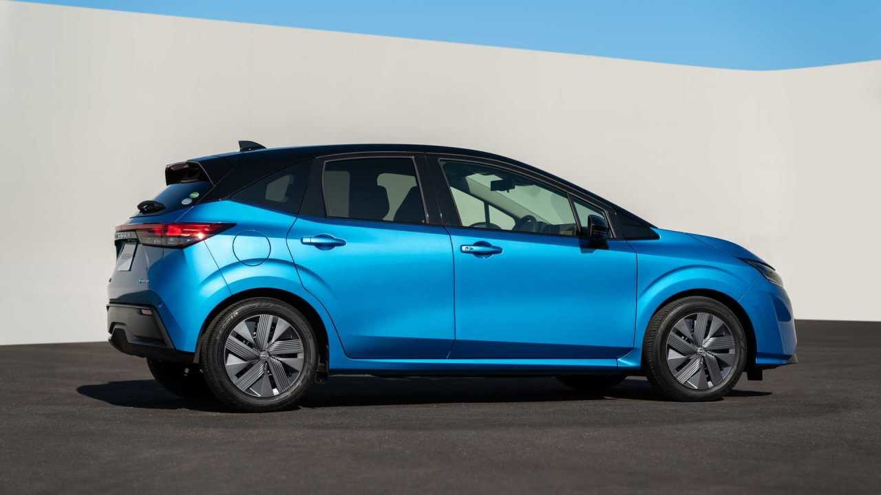 Nový Nissan Note 2021 sa zmenil na elektromobil s pohonom