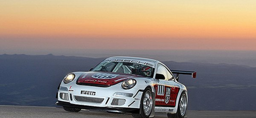 Video: Jeff Zwart v Porsche GT3 si dáva Pikes Peak