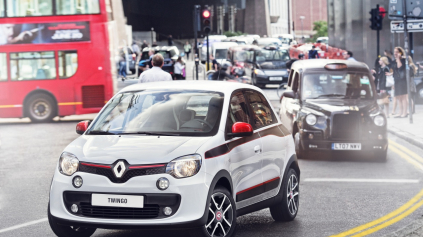 OSTRÉ TWINGO PRÍDE MOŽNO UŽ DO ŽENEVY