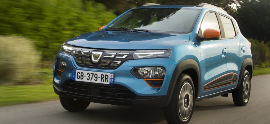Ďalší novinári tvrdia, že Dacia Spring je v kategórii do 20 tisíc eur najlepšia kúpa