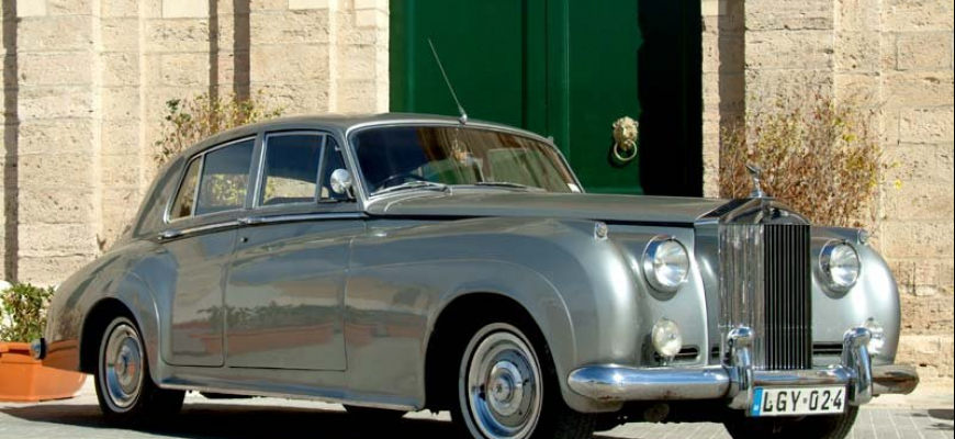 Joy Ride: Rolls Royce Silver Cloud II