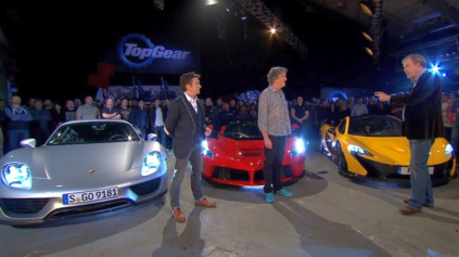 MCLAREN A FERRARI NECHCÚ DOVOLIŤ POROVNANIE P1 A LAFERRARI S PORSCHE 918 SPYDER