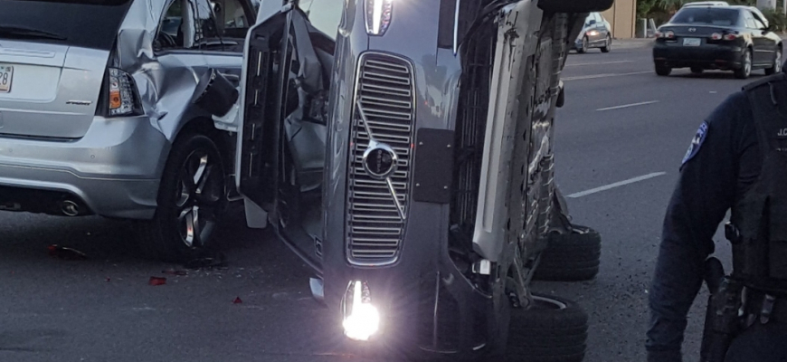 Autonómne Volvo XC90 od Uber-u malo vážnejšiu nehodu