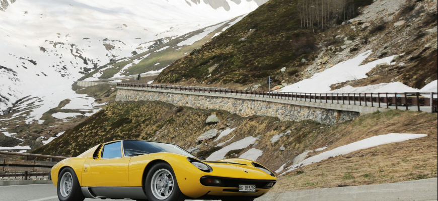 Lamborghini Miura oslavuje 50 rokov